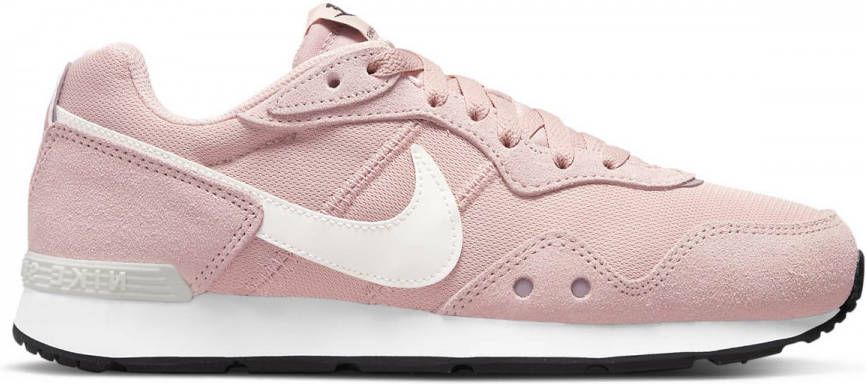 Nike venture runner sneakers roze dames