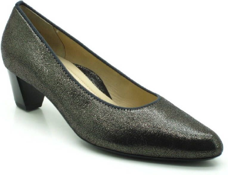 Ara Pumps