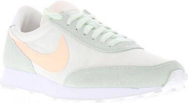 Nike daybreak women's shoe