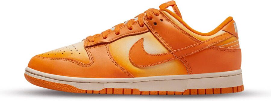 Nike Dunk Low Magma Orange Nike, Oranje, Heren