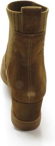 Unisa Jualo enkellaarsje met suè, de details